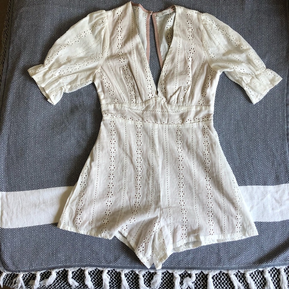 NWOT Lush romper sz S